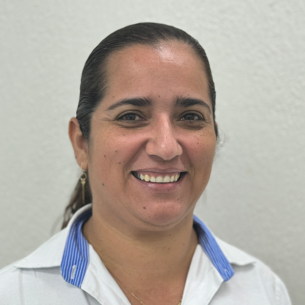 Aned María Vichy Cruz