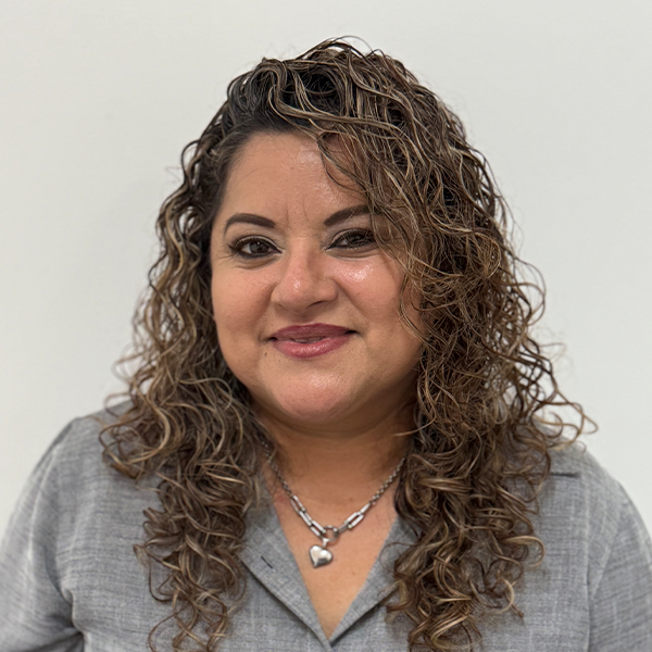 Claudia Iveth Mata Valencia